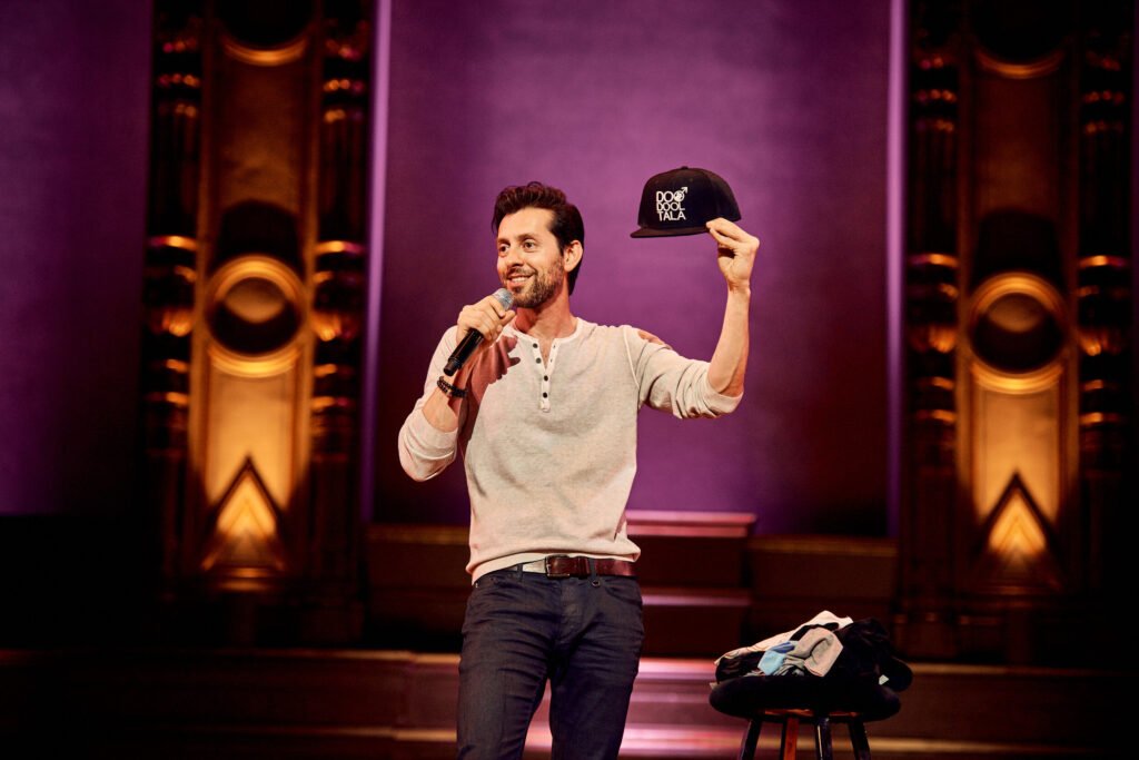 Erkundung des Lebens und Erfolgs von Max Amini und seinem Partner max amini