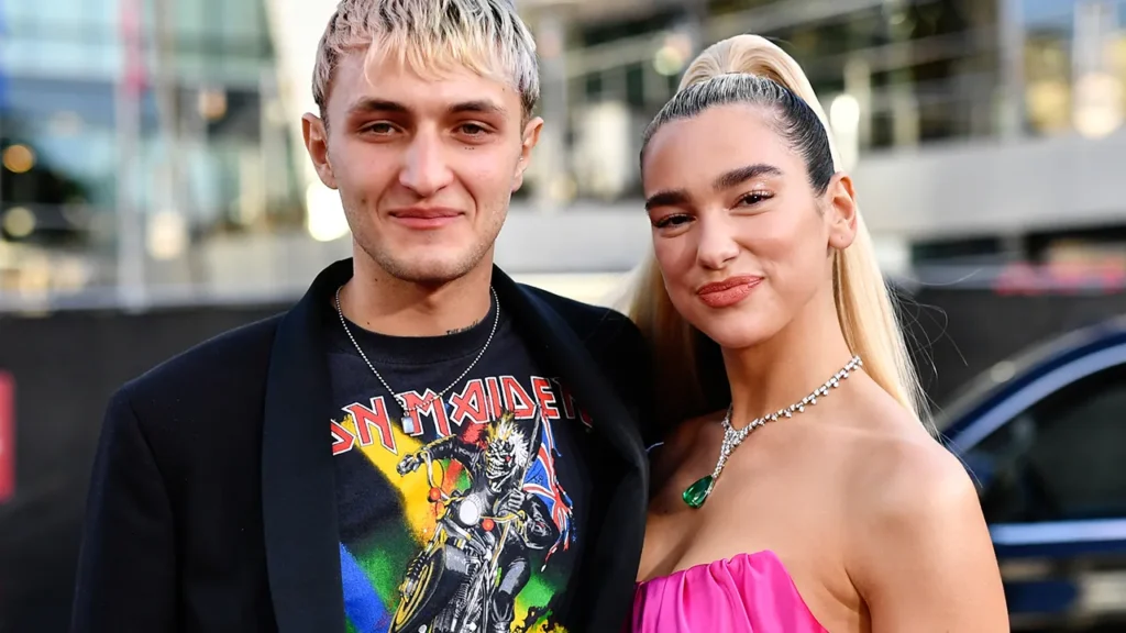 Anwar Hadid Biografie: Alter, Ehefrau, Vermögen, Freundin, Instagram, Geschwister, Größe, Tattoos anwar hadid