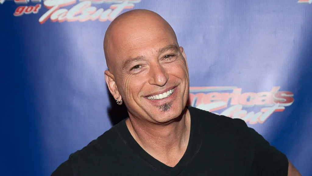 Wie hoch ist Howie Mandels Vermögen? Der „AGT“-Juror präsentiert in seinem neuen Beitrag seine protzige und luxuriöse 10-Millionen-Dollar-Villa howie mandel