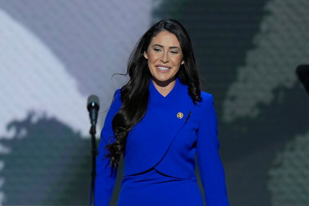 Annas Buh Wer ist Anna Paulina Lunas Ehemann Andy Gamberzky? anna paulina luna